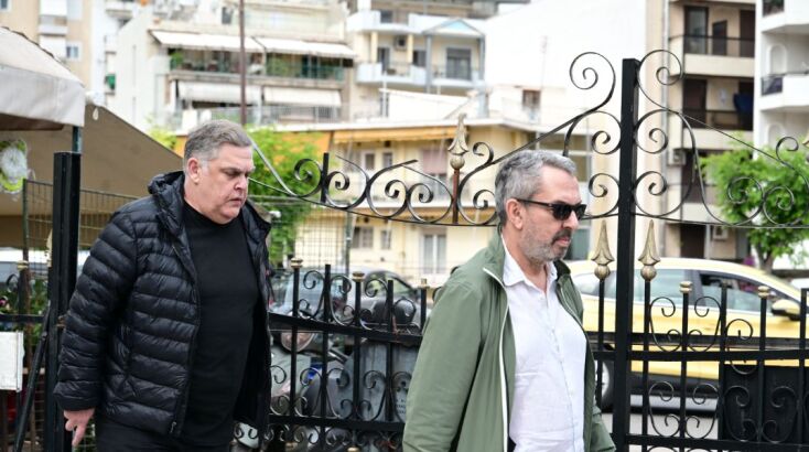 Ρίγη συγκίνησης στο τελευταίο αντίο στην Άννα Παναγιωτοπούλου