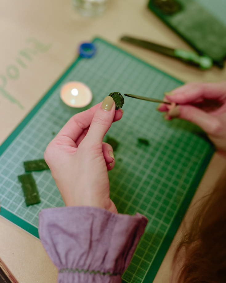 Πού θα φτιάξεις κοσμήματα πάνω σε δικά σου σχέδια;