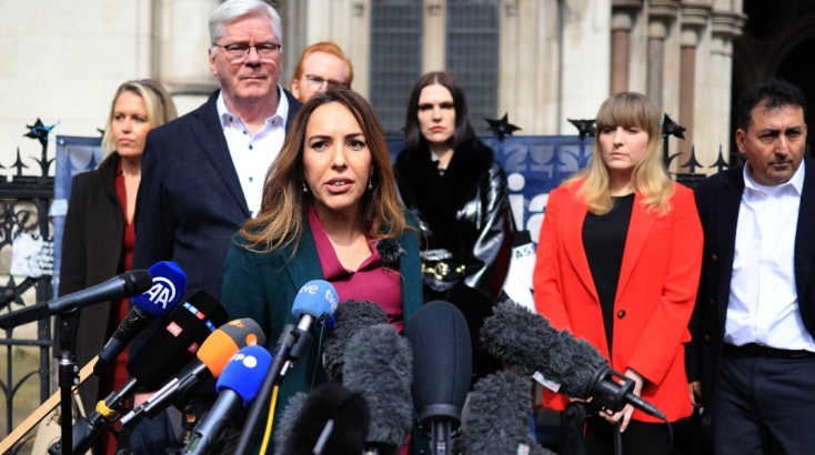 Η Στέλλα Ασάνζ, σύζυγος του ιδρυτή του WikiLeaks