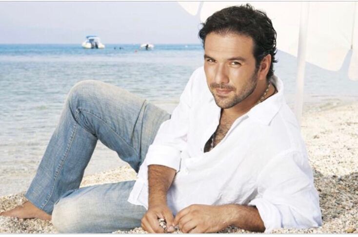 Γρηγόρης Αρναούτογλου