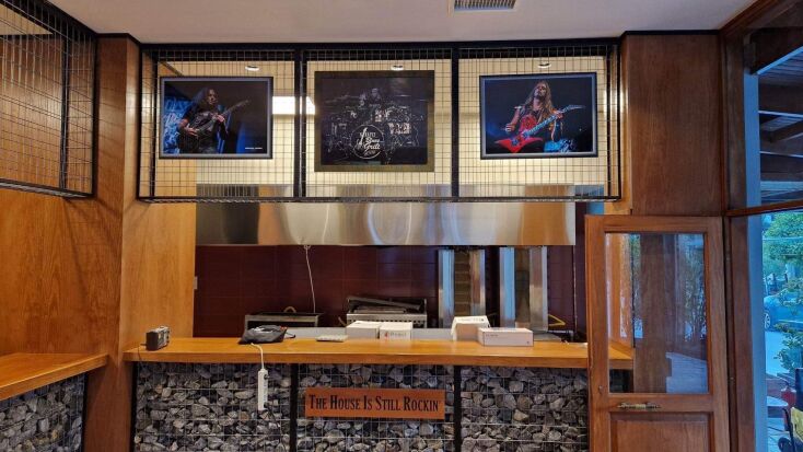 Πού θα βρεις τα πιο rock σουβλάκια και κρέατα στην Αθήνα