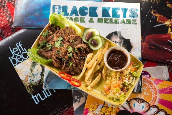 Πού θα βρεις τα πιο rock σουβλάκια και κρέατα στην Αθήνα