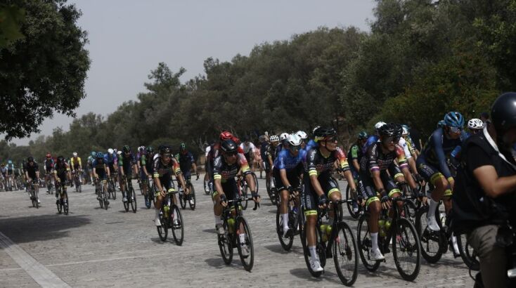 Εκατοντάδες ποδήλατα στους δρόμους της Αθήνας - Φωτογραφίες από τον Διεθνή Ποδηλατικό Γύρο