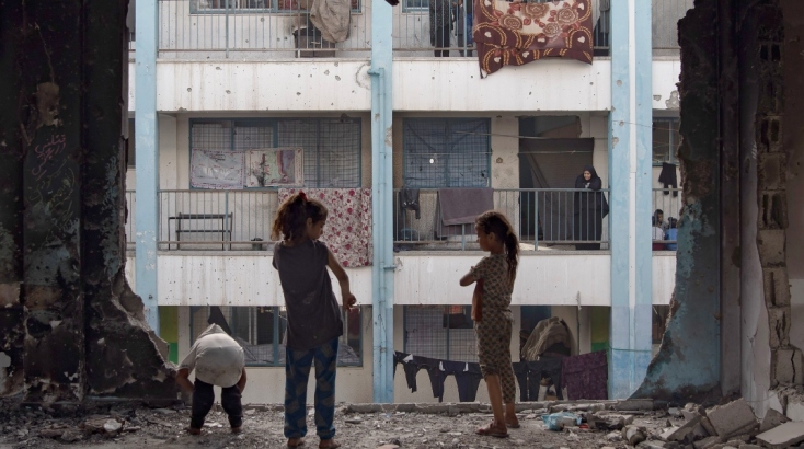 Δεκάδες πτώματα παραμένουν παγιδευμένα κάτω από τα ερείπια σπιτιών και στους δρόμους της Τζαμπάλια στη Γάζα