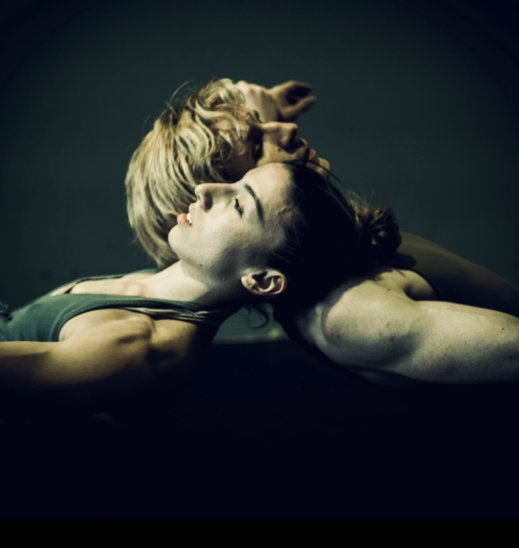 Duality: Μία αναμέτρηση με τη διττότητα χώρου - χρόνου 