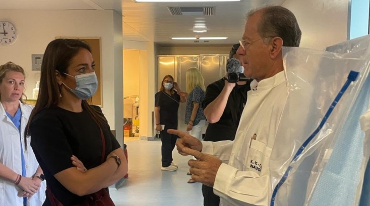 Η Δόμνα Μιχαηλίδου στη Νάξο με το κλιμάκιο του Υπουργείου Εργασίας και Κοινωνικής Ασφάλισης