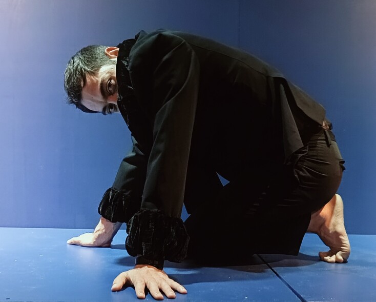 To Broadway World αποθεώνει την ελληνική παράσταση «The Cenci Family»