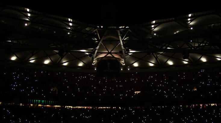 Η φαντασμαγορική έναρξη του τελικού του Conference League 