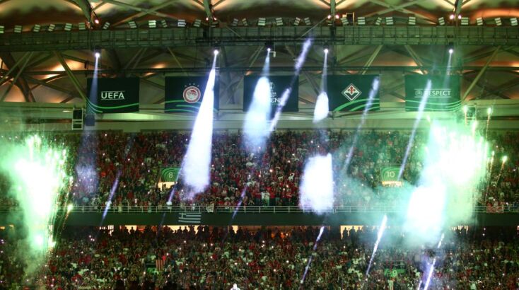 Η φαντασμαγορική έναρξη του τελικού του Conference League 