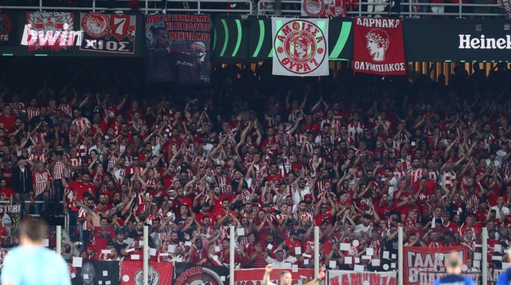 «Ζεσταίνεται» η ατμόσφαιρα στην «Opap Arena» - Γεμίζει με φιλάθλους του Ολυμπιακού και της Φιορεντίνα