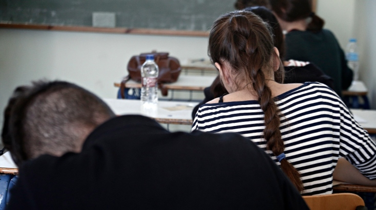 Η σύγκριση με τους φίλους των παιδιών ως προς τον χρόνο που αφιερώνουν στο διάβασμα ή τη συνέπειά τους δεν αποφέρει θετικά αποτελέμσατα, εξηγεί η κ. Καππάτου