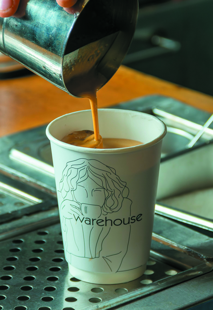 Warehouse: Γενέθλια 10 χρόνων για το αγαπημένο  στέκι