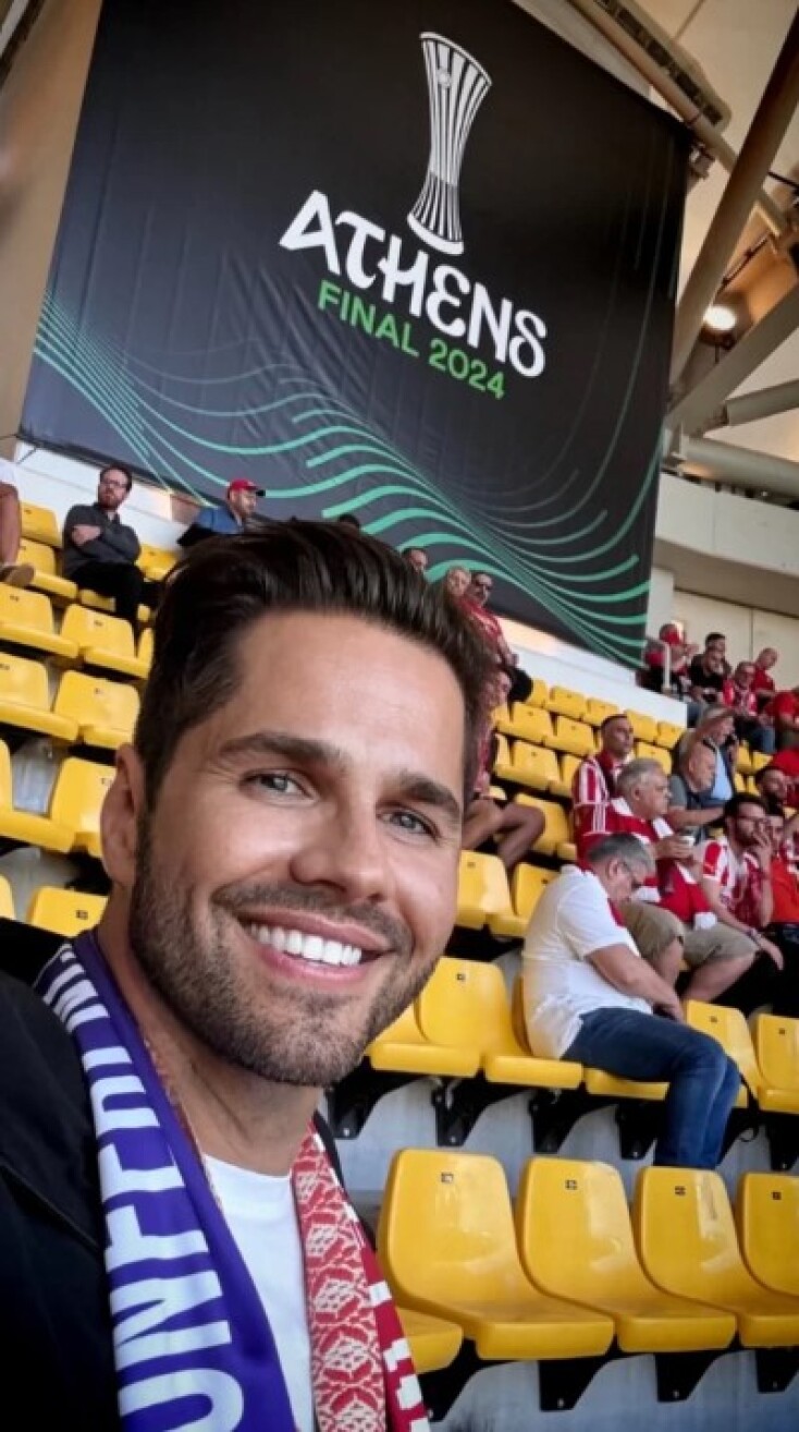 Ο Γιώργος Τσαλίκης στο γήπεδο για τον Ολυμπιακό