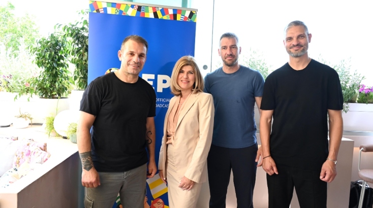 Η διευθύνουσα σύμβουλος της ΕΡΤ Κατερίνα Κασκανιώτη με τους Ντέμη Νικολαΐδη, Γιούρκα Σεϊταρίδη και Άγγελο Χαριστέα