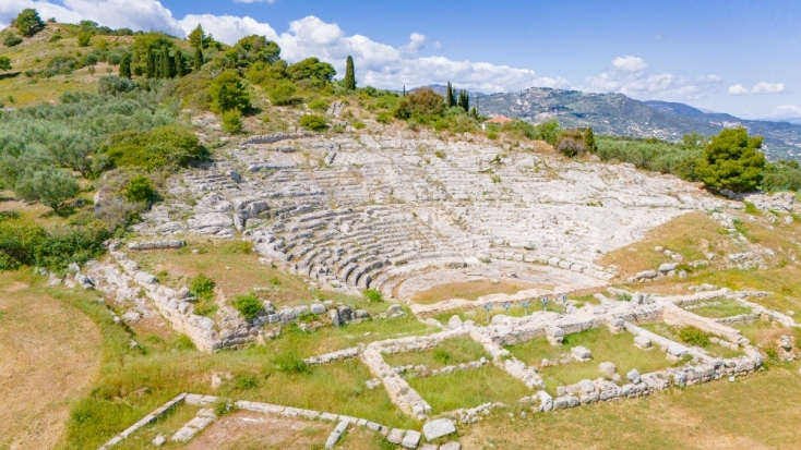 Αρχαίο θέατρο Αιγείρας