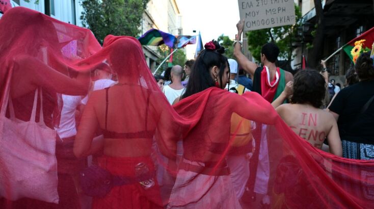 Athens Pride 2024: Γέμισε χρώματα το κέντρο της Αθήνας