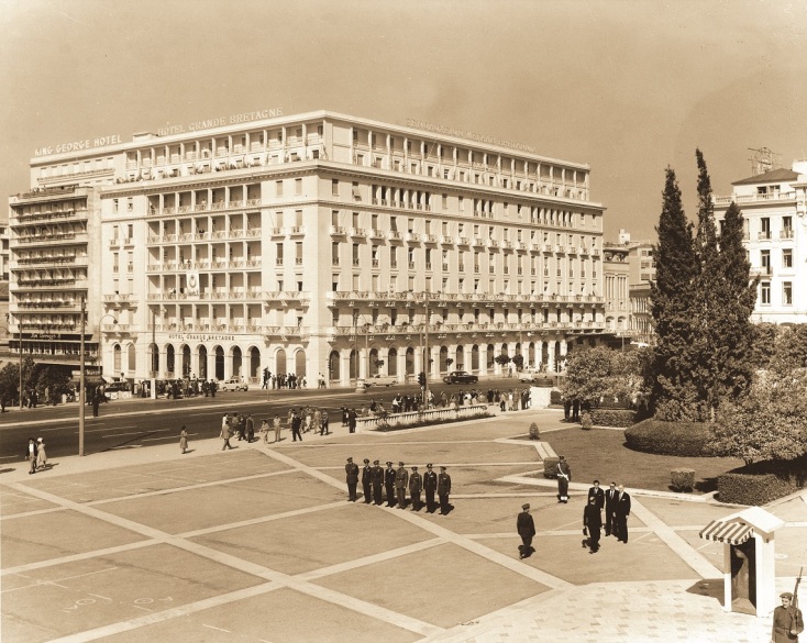 Ξενοδοχείο Μεγάλη Βρεταννία: Το ντοκιμαντέρ «150 Χρόνια Μεγάλη Βρεταννία: Η ιστορία μέσα στην Ιστορία» διαθέσιμο στο ERTFLIX