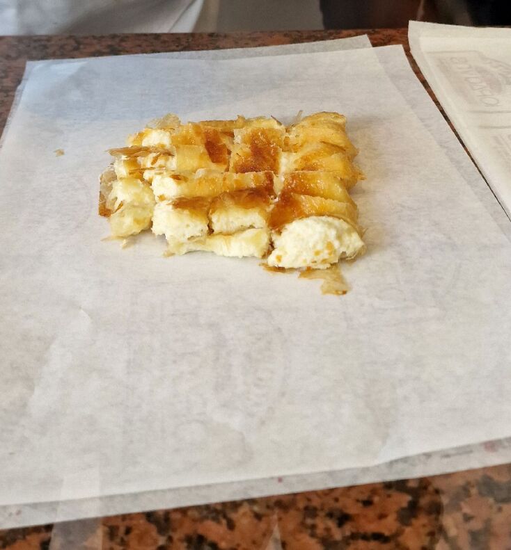 Η ξακουστή μπουγάτσα του Ιορδάνη στα Χανιά