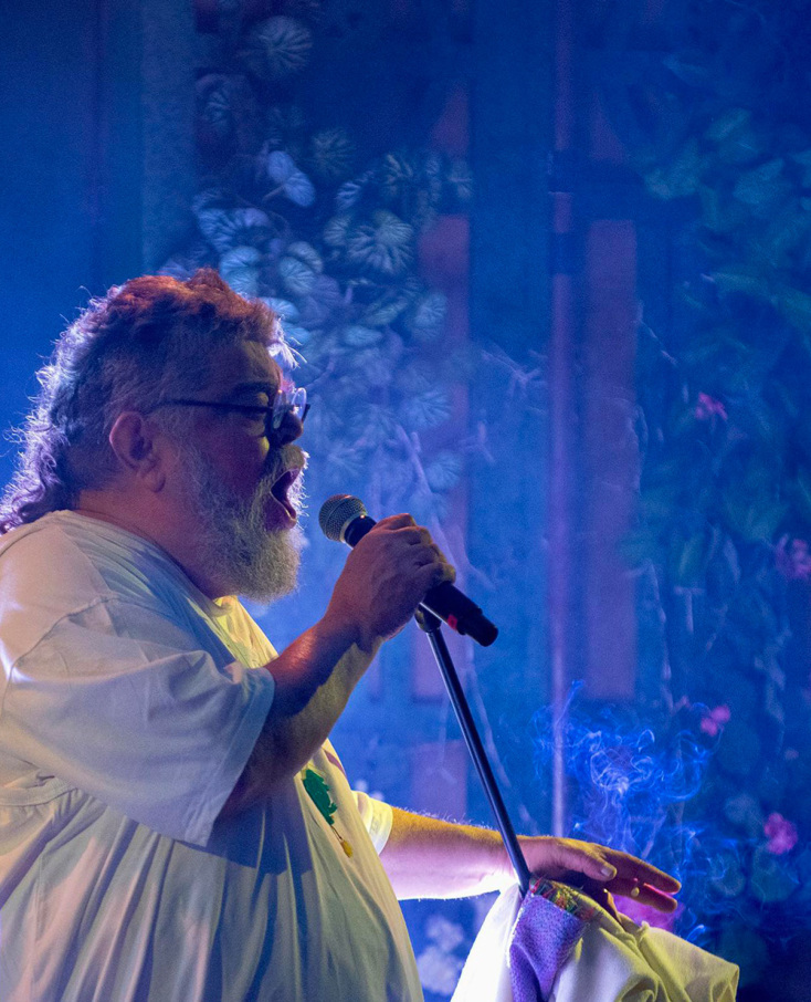 Σταμάτης Κραουνάκης: «Πιάνει ο έρωτας δουλειά» στο Αρχαίο Θέατρο Φιλίππων