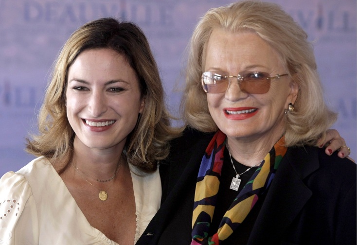 Τζίνα Ρόουλαντς: Η διάσημη ηθοποιός και πρωταγωνίστρια του «Notebook» πάσχει από Αλτσχάιμερ - Το αποκάλυψε ο γιος της, Νικ Κασσαβέτης.