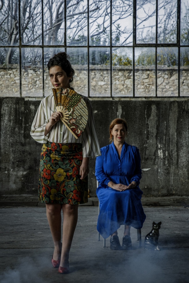 Αργυρώ Χιώτη, "Αναψυκτήριο"