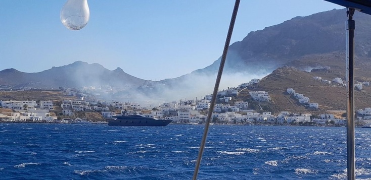 Φωτιά Σέριφος: Χωρίς ενεργό μέτωπο μετά από δύσκολη νύχτα