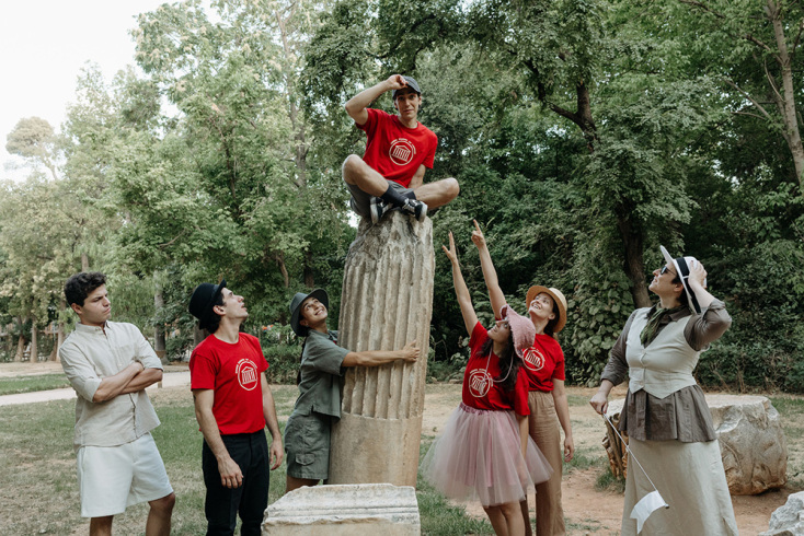 Όλη η Ελλάδα ένας Πολιτισμός - Μερικά κομμάτια πέτρας