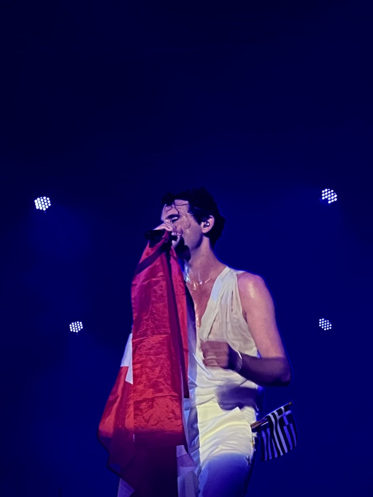 MIKA: Ανταπόκριση από το live στο Θέατρο Λυκαβηττού