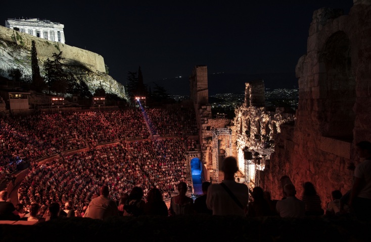 Διονύσης Σαββόπουλος: Η συναυλία - αφιέρωμα για τα 50 χρόνια από την αποκατάσταση της Δημοκρατίας στο Ηρώδειο - Στο πλαίσιο του Φεστιβάλ Αθηνών και Επιδαύρου.