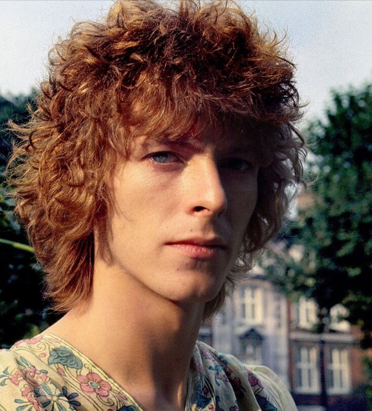 Σαν σήμερα 11 Ιουλίου 1969: Κυκλοφορεί το «Space Oddity» του Ντέιβιντ Μπόουι - Η ιστορία πίσω από το επιδραστικό τραγούδι και ο χαρακτήρας Major Tom.