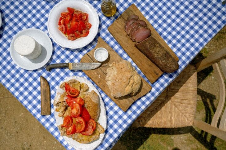 Όλα όσα αξίζει να δοκιμάσεις στις Κυκλάδες
