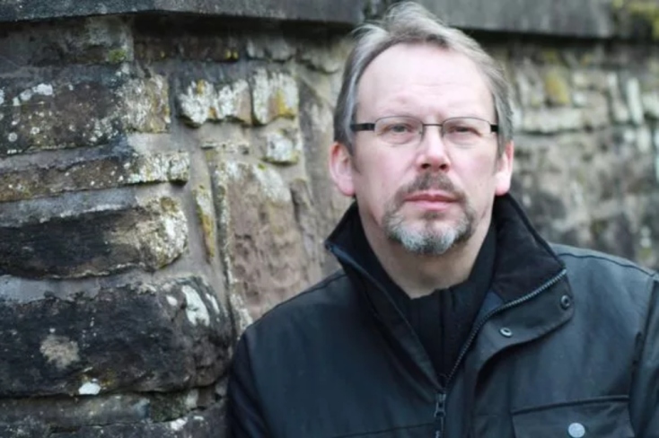 Craig Russell, «Διαβολική φύση»