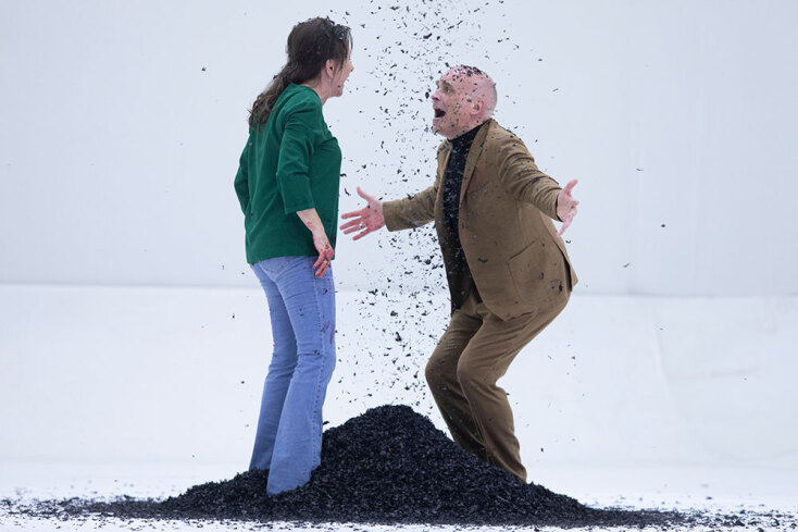 «Μήδεια» του Σάιμον Στόουν στο θέατρο Παλλάς