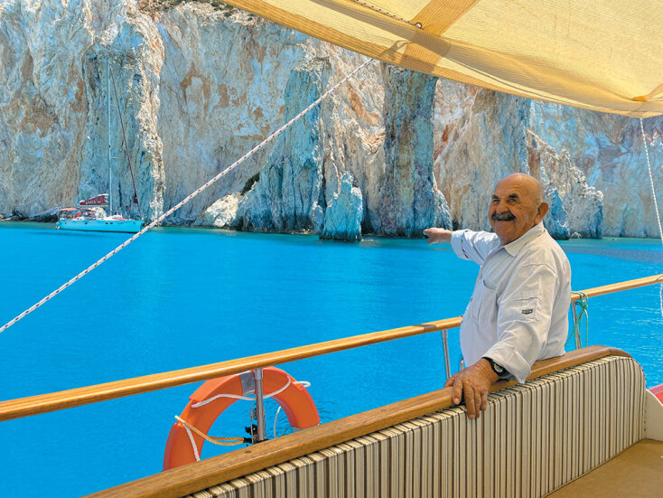 Bay Cruises: Στο Captain Avgoustis θα ζήσεις τις πιο αξέχαστες στιγμές διακοπών στην Κίμωλο