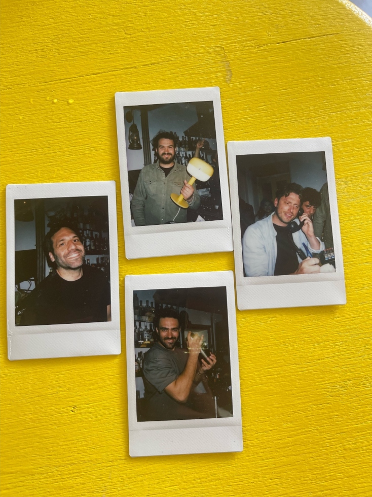 Oι ιδιοκτήτες του new age καφενείου