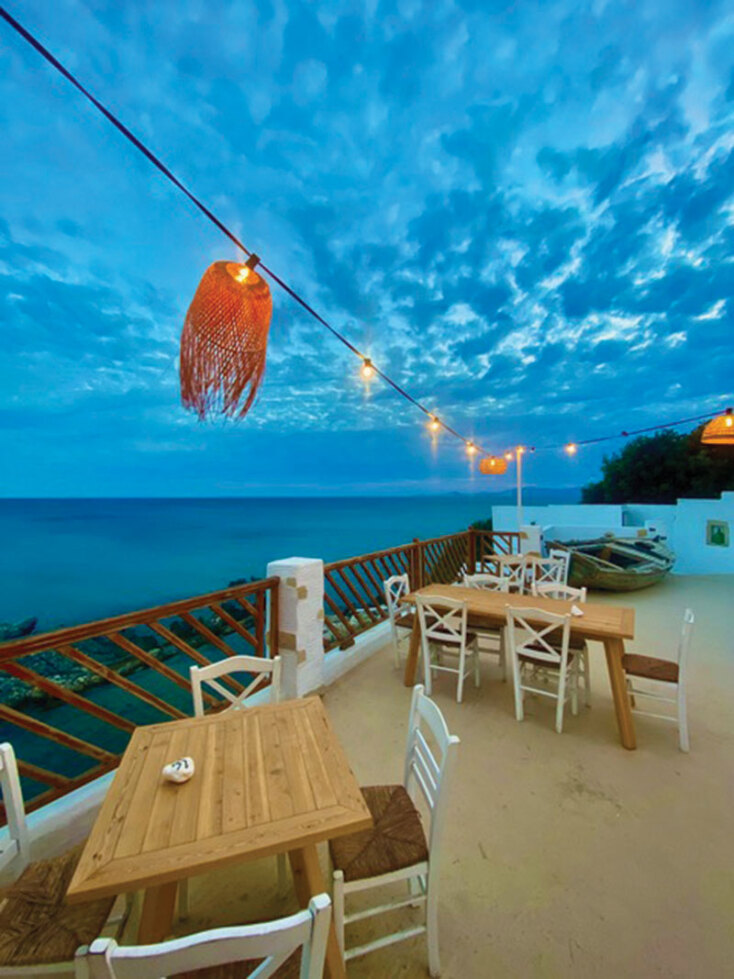 Χρυσόπετρο: Μεσογειακή κουζίνα με σύγχρονες πινελιές στη Σάμο