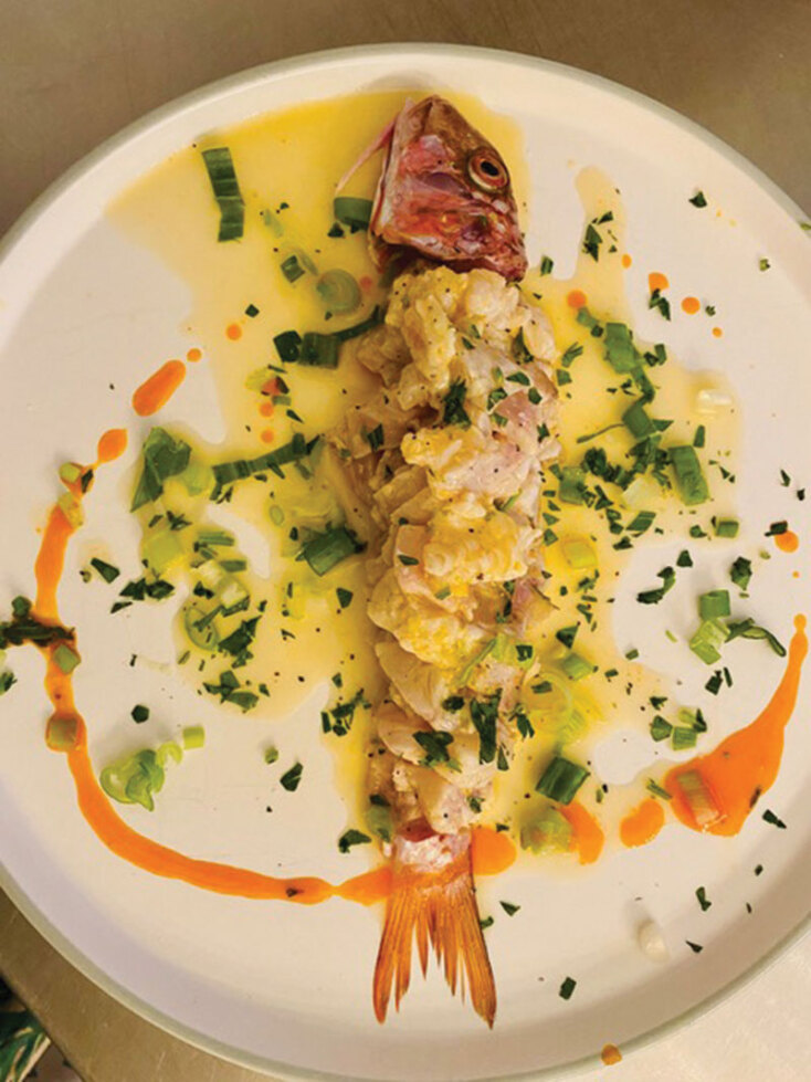 Χρυσόπετρο: Μεσογειακή κουζίνα με σύγχρονες πινελιές στη Σάμο