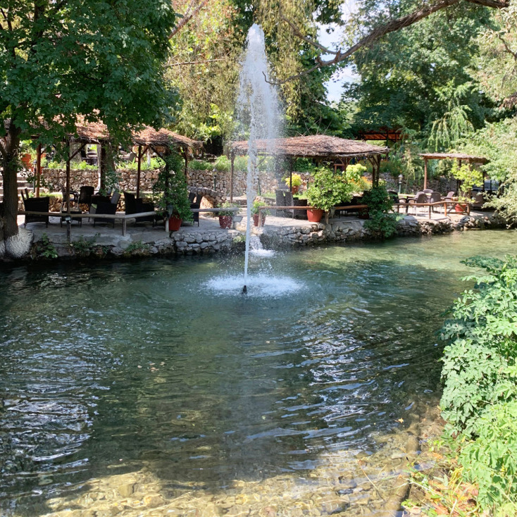 Ταβέρνα: Κρύα νερά