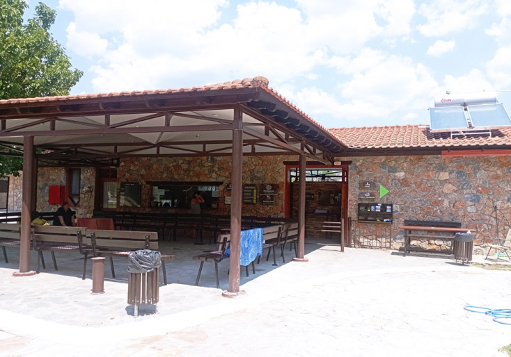 Λασπόλουτρο στις Κρηνίδες