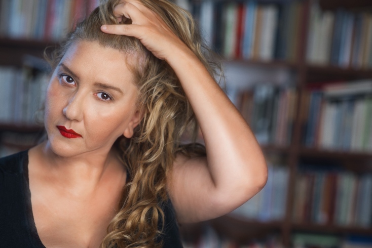 «Ο πεθαμένος και η Ανάσταση» - Αναστασία Κουμίδου