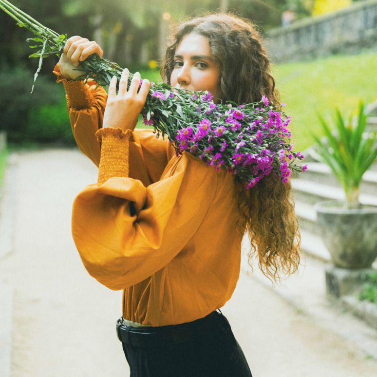 Χαρούμενα λουλούδια στο καλοκαιρινό «λιοπύρι»
