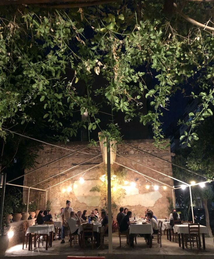 Ταβέρνα των Φίλων