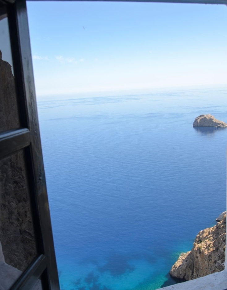 August Voice - Ημερολόγια Αυγούστου: Οι συνεργάτες της Athens Voice γράφουν για το δικό τους καλοκαίρι.