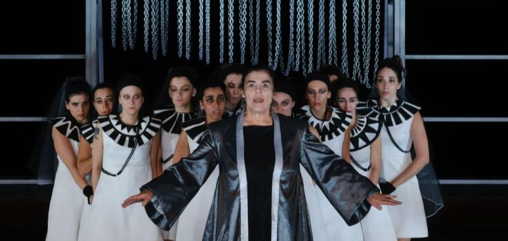 Η Λυδία Κονιόρδου στις «Ικέτιδες» © Πάτροκλος Σκαφίδας