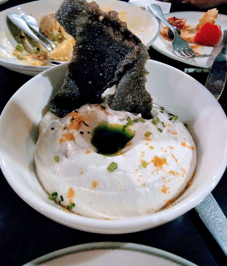 Αφαία, Πετράλωνα