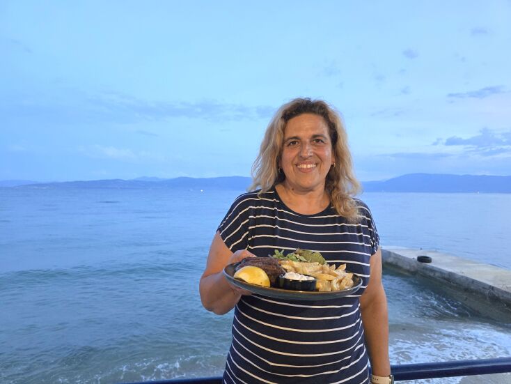 Ταβέρνα Αριστέα, Λουτρά Γιάλτρων