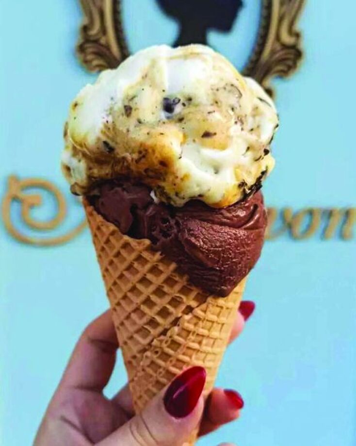 Ζαχαροπλαστείο Απόλαυση