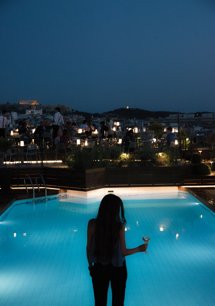 Clair de Lune: Η μαγεία της καλοκαιρινής Αθήνας από τον 7ο όροφο του Novotel Athens