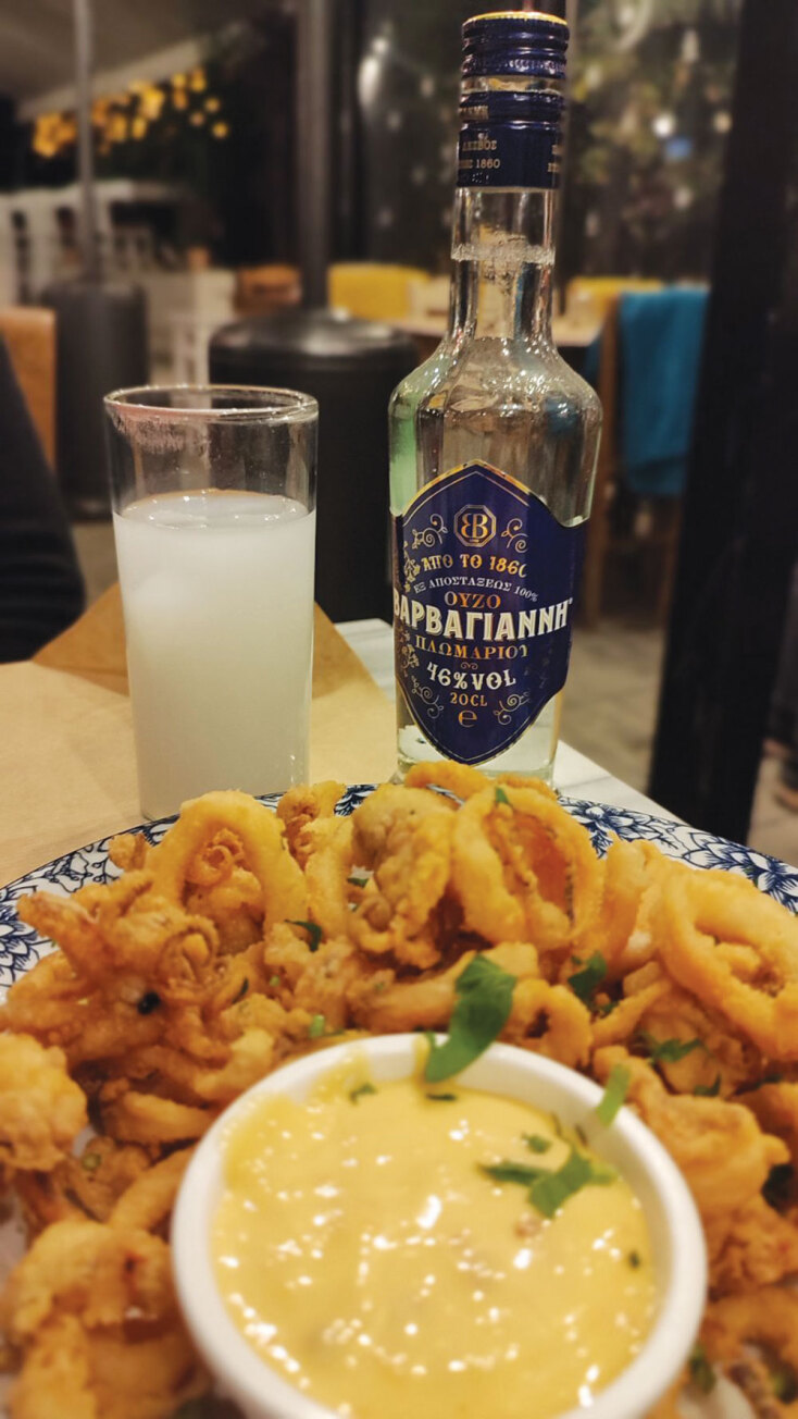 Ούζο Βαρβαγιάννη Μπλε