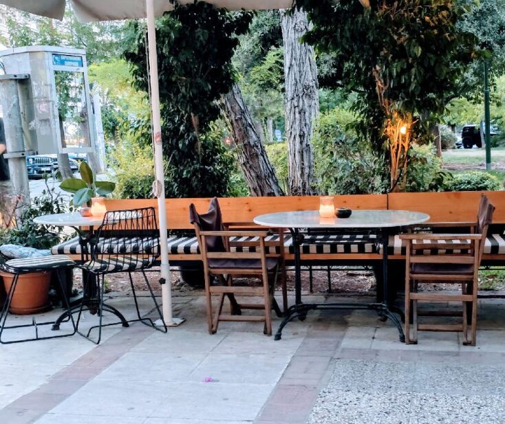 Cyrano, Πλατεία Βραζιλίας